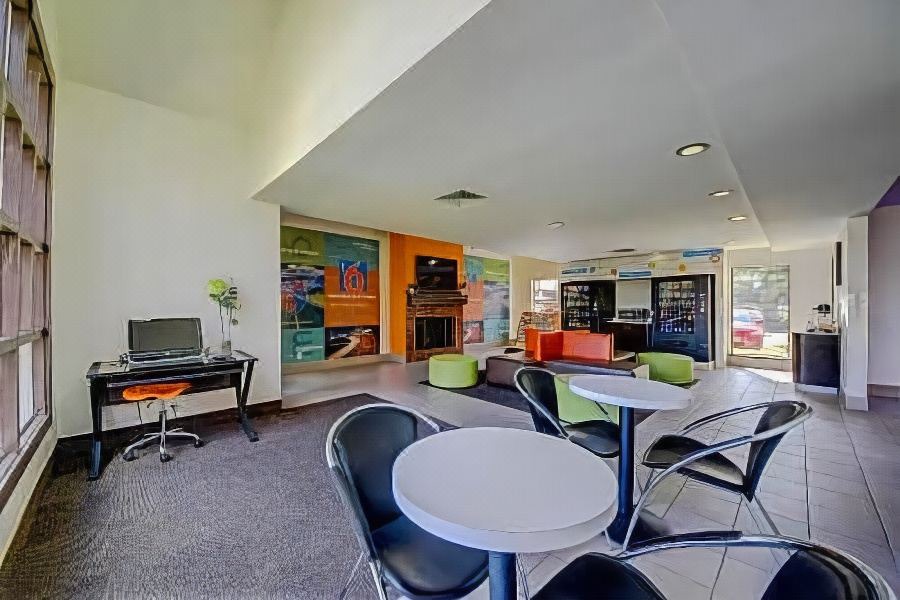 Photo of Livingroom in Medical Center District