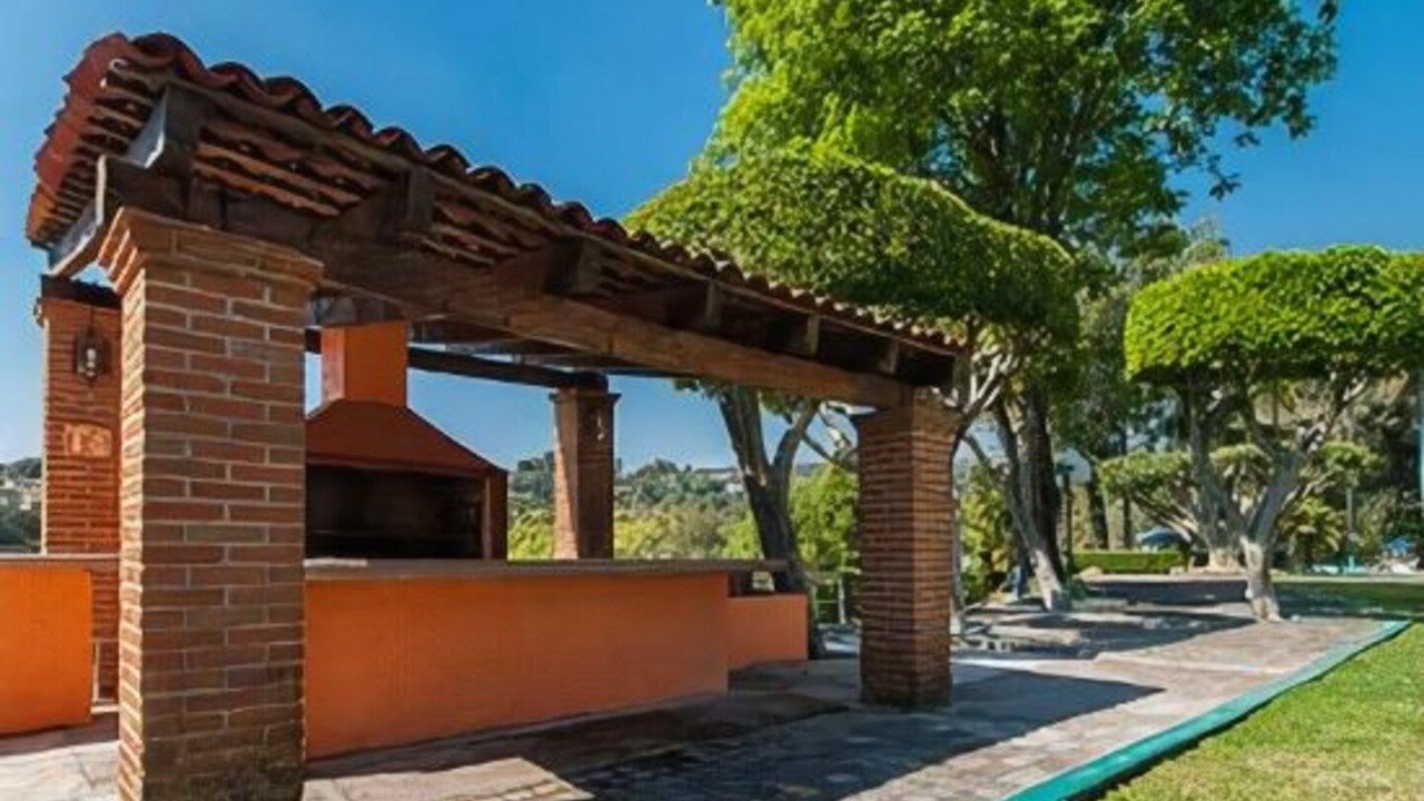 Photo of Buildings in Rancho Cortes