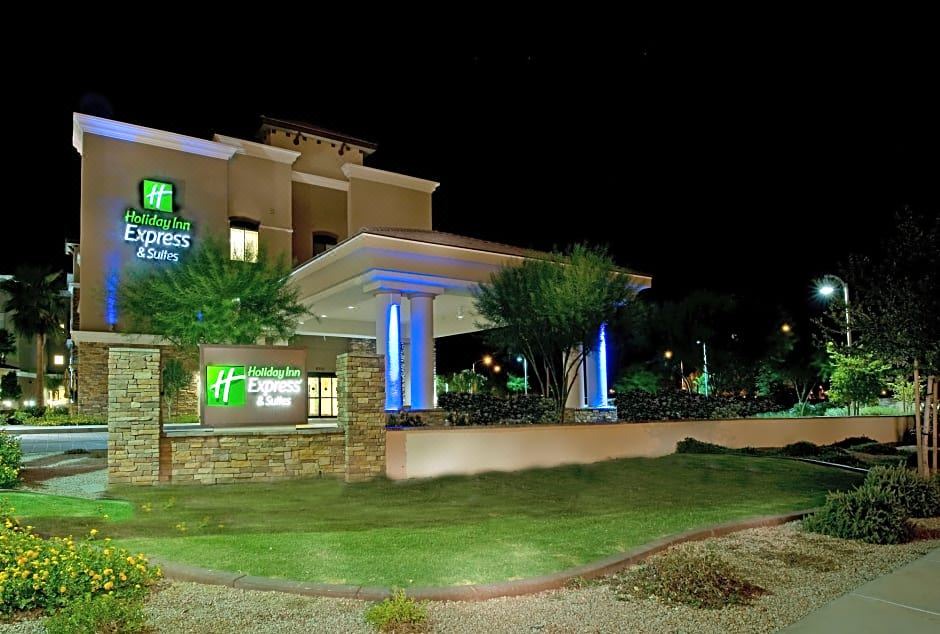Photo of Buildings in Glendale Sports and Entertainment District