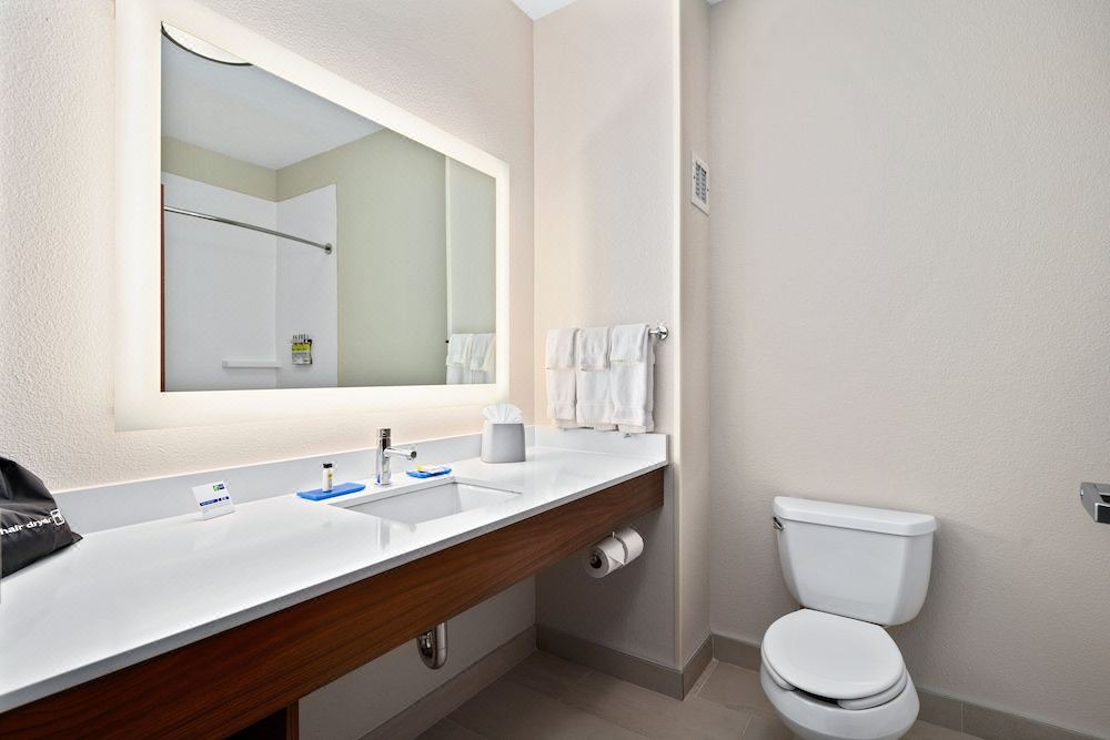 Photo of Bathroom in Van Buren