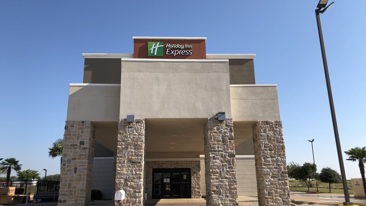 Photo of Buildings in Hillsboro