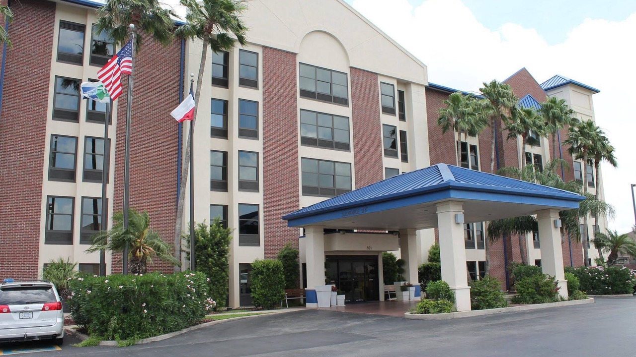 Photo of Buildings in Harlingen