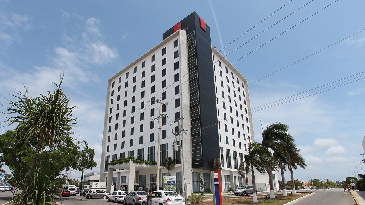 Photo of Buildings in Zona Industrial