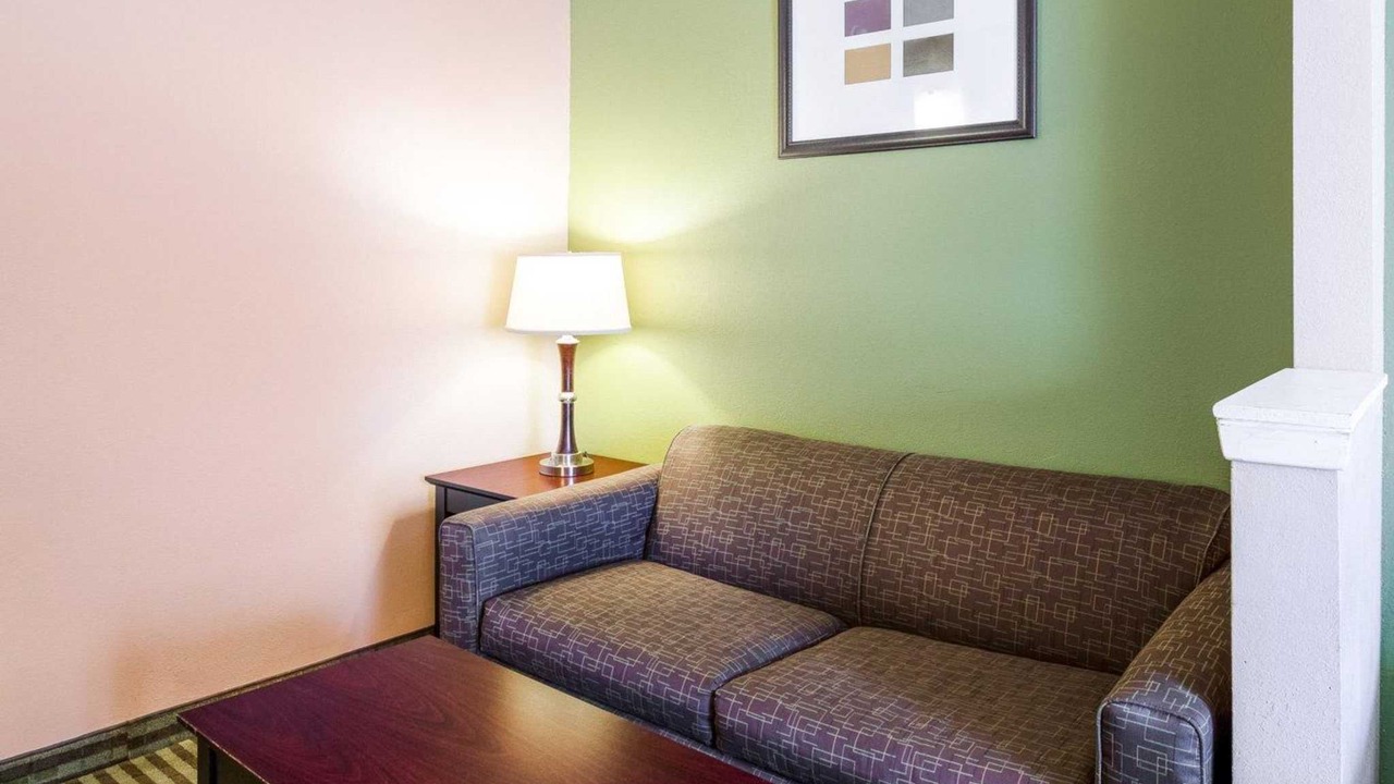 Photo of Livingroom in Las Colinas