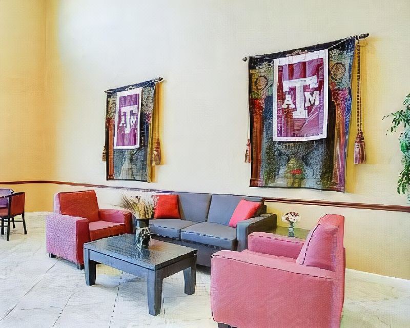Photo of Livingroom in College Station