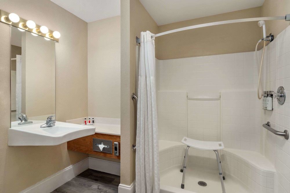 Photo of Bathroom in Lake Havasu City
