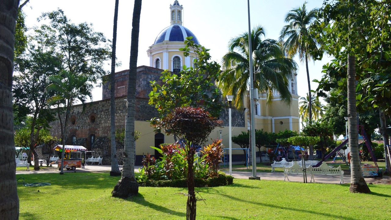 Photo of Others in Comala