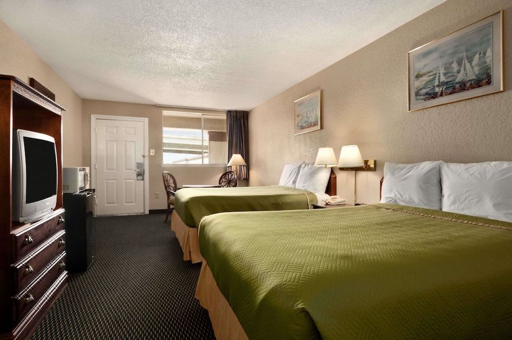 Photo of Bedroom in Harvey