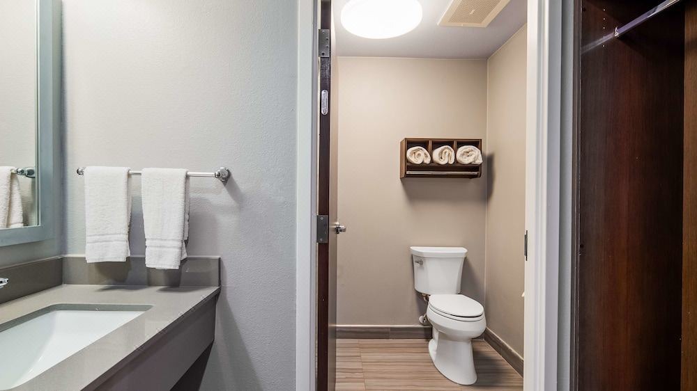 Photo of Bathroom in Weslaco