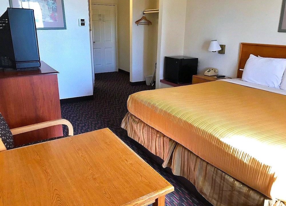 Photo of Bedroom in Dunnigan