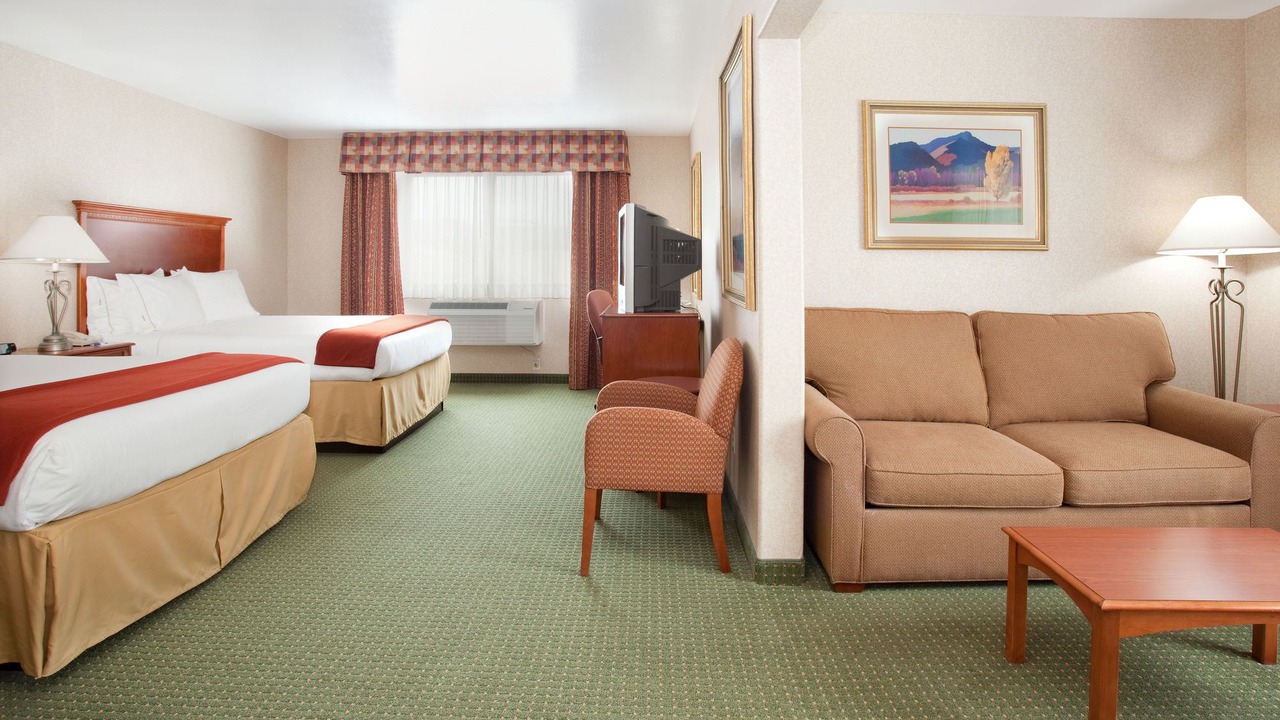 Photo of Livingroom in Gunnison