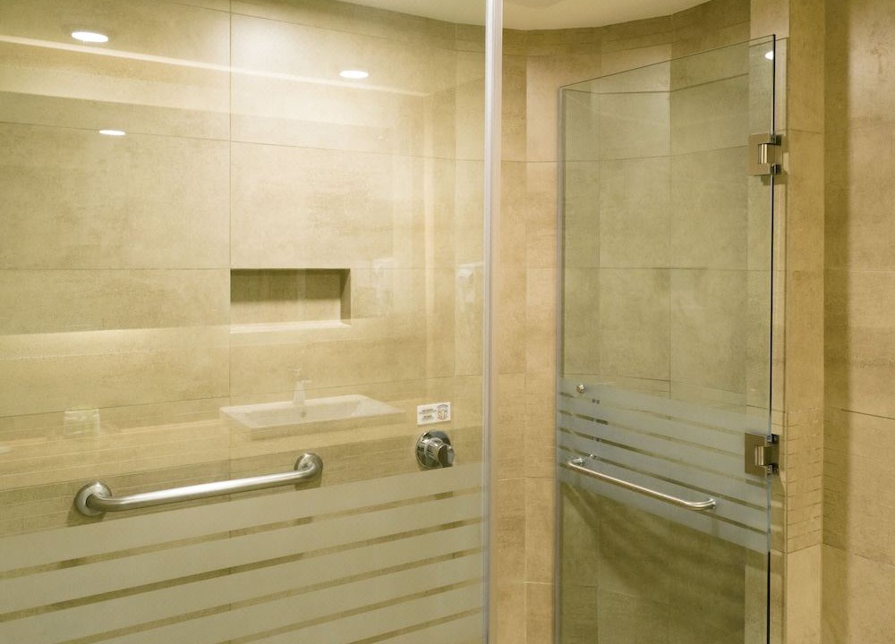 Photo of Bathroom in Zona 10