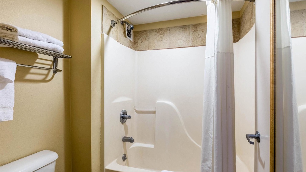 Photo of Bathroom in Alexandria