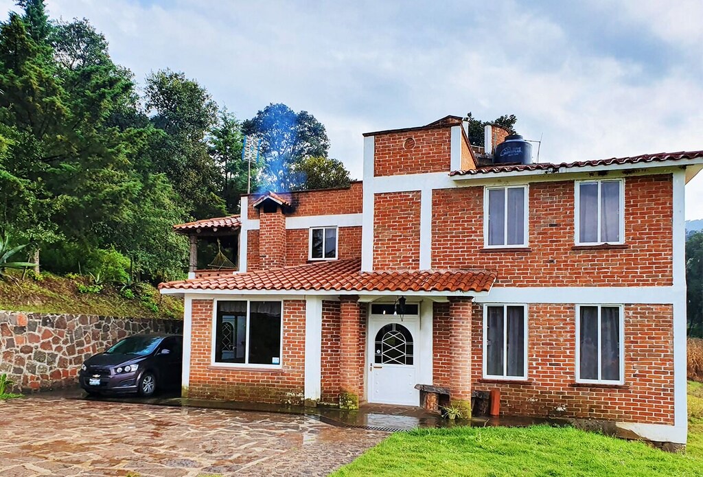 Photo of Buildings in Senguio