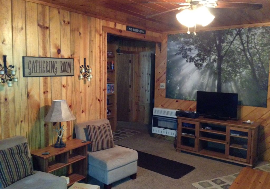 Photo of Livingroom in Christopher Creek