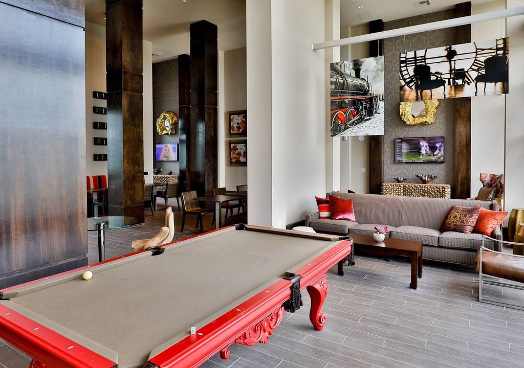 Photo of Livingroom in Chestnut
