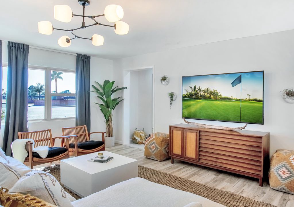 Photo of Livingroom in Melrose Village