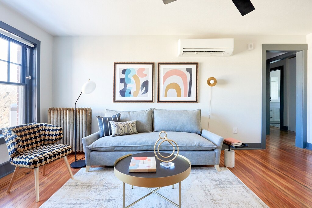 Photo of Livingroom in Uptown