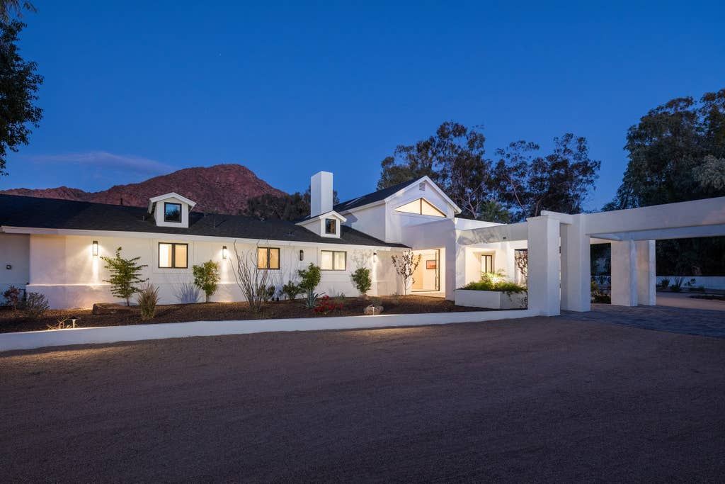 Photo of Buildings in Arcadia
