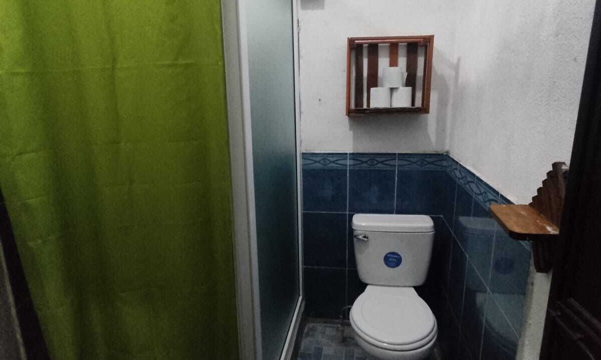 Photo of Bathroom in San Juan La Laguna