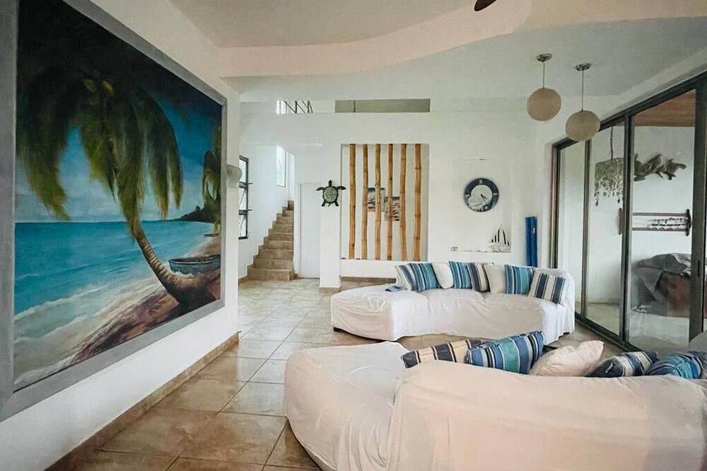Photo of Bedroom in Iztapa