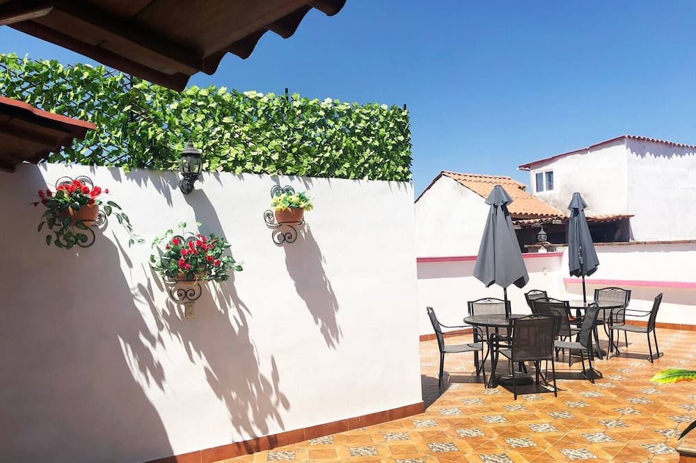 Photo of Patio Balcony in Del Panteon