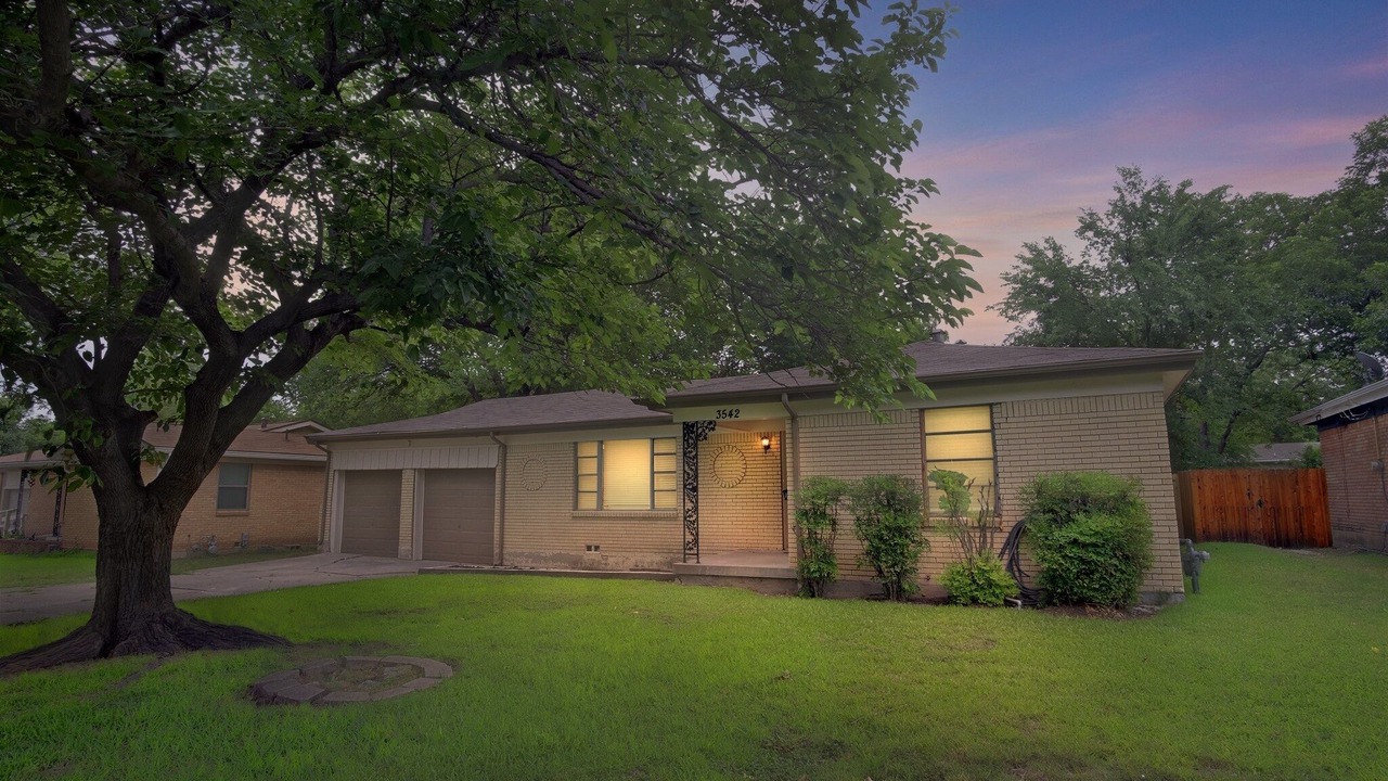 Photo of Outdoor in Haltom City