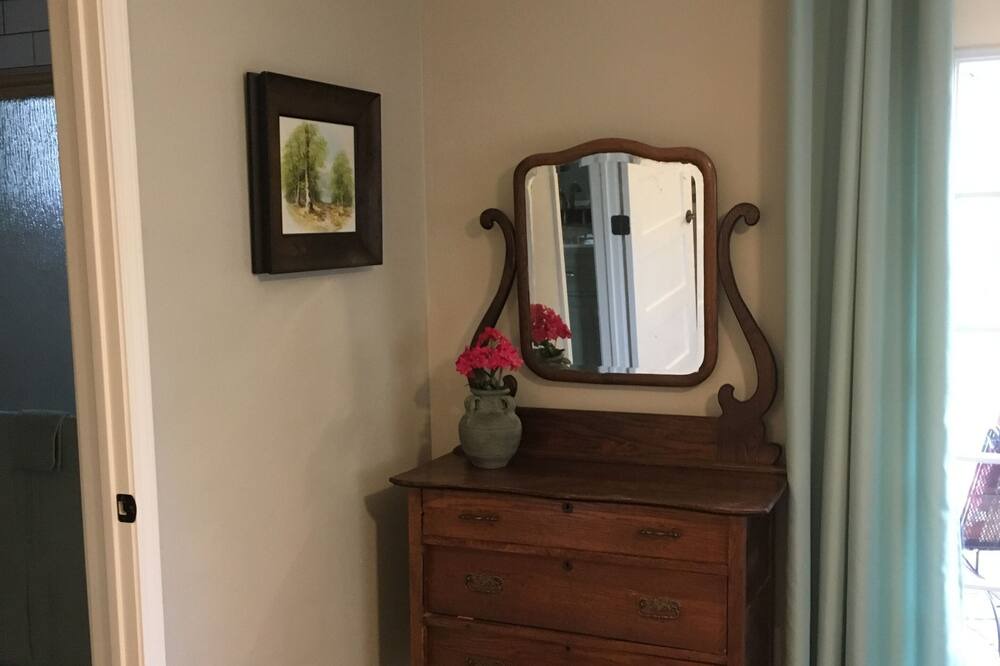 Photo of Bedroom in Dripping Springs