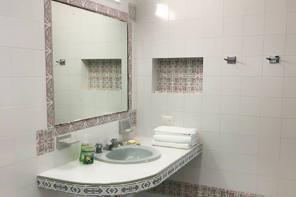 Photo of Bathroom in Chicxulub Puerto