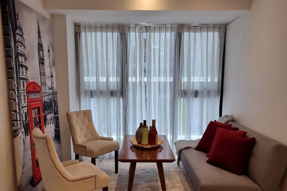 Photo of Livingroom in Zona 4