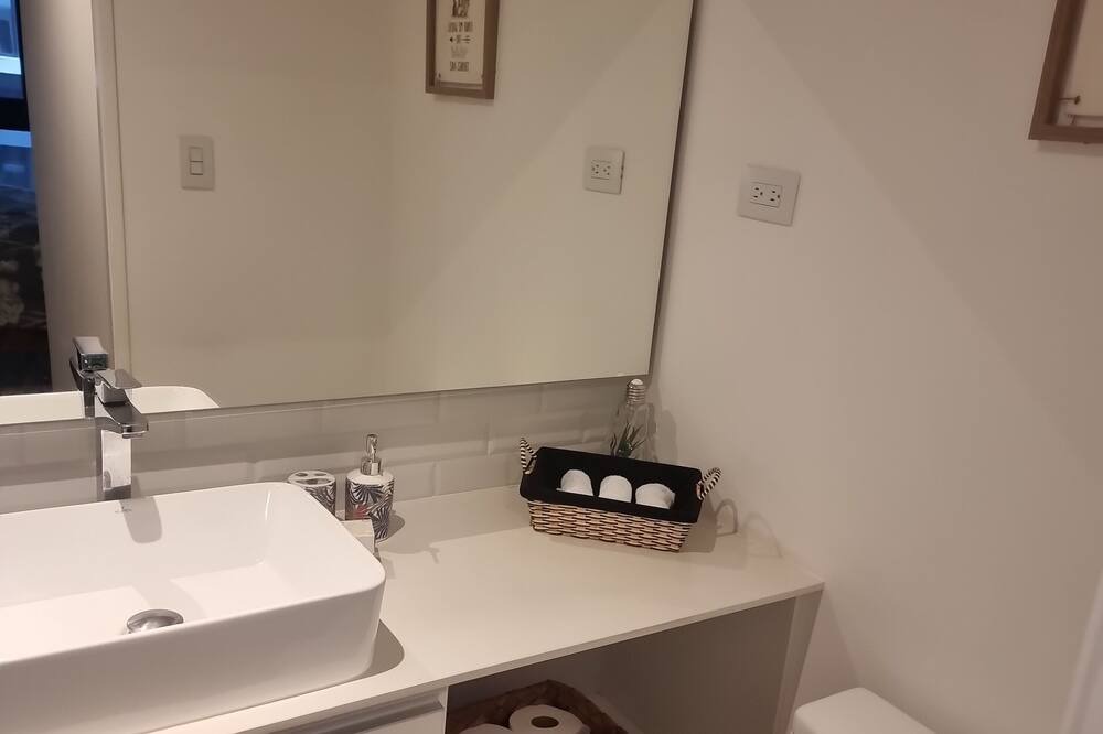 Photo of Bathroom in Zona 4