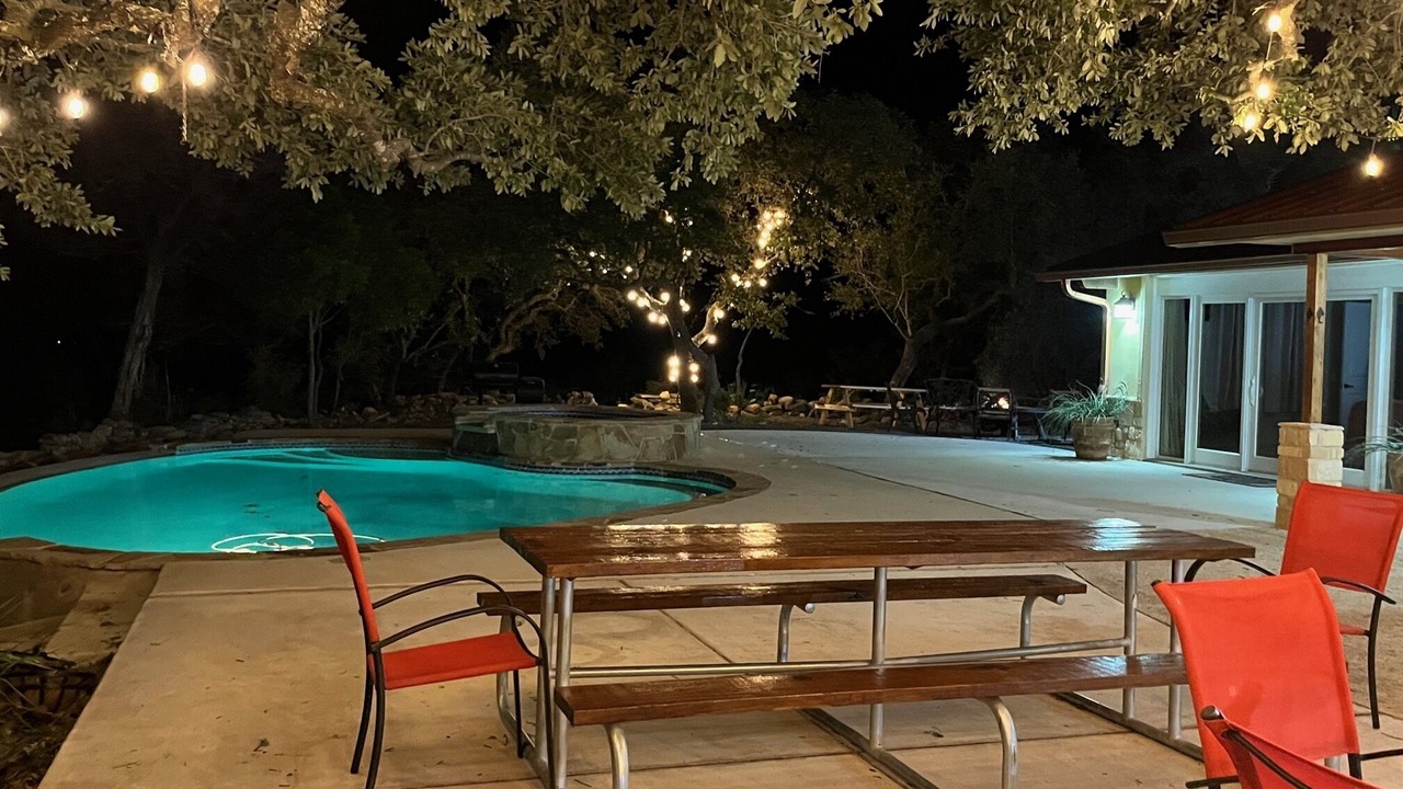 Photo of Outdoor in Utopia