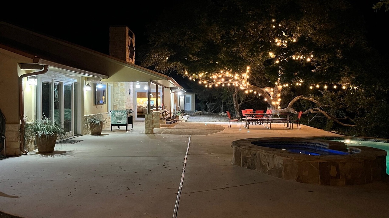 Photo of Outdoor in Utopia