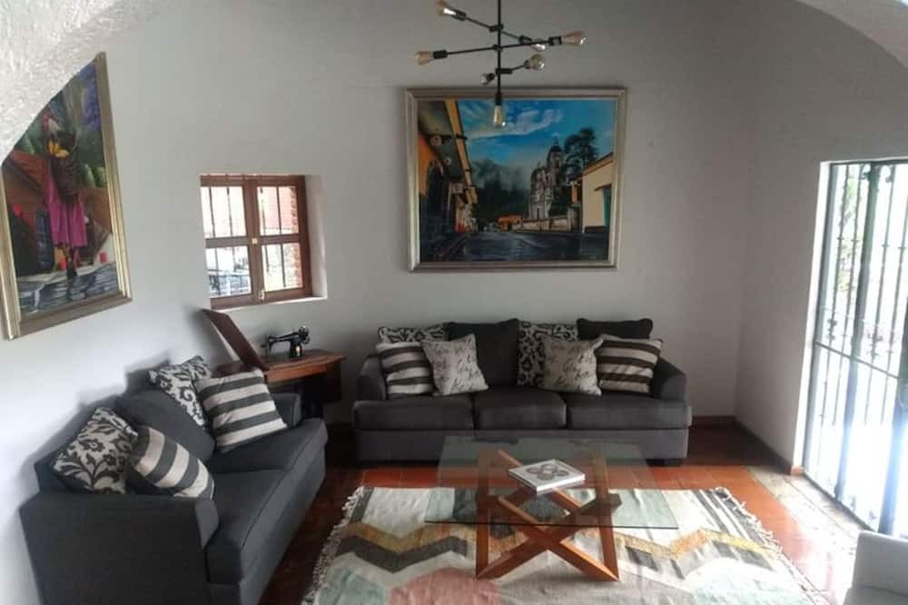 Photo of Livingroom in Tepoztlan