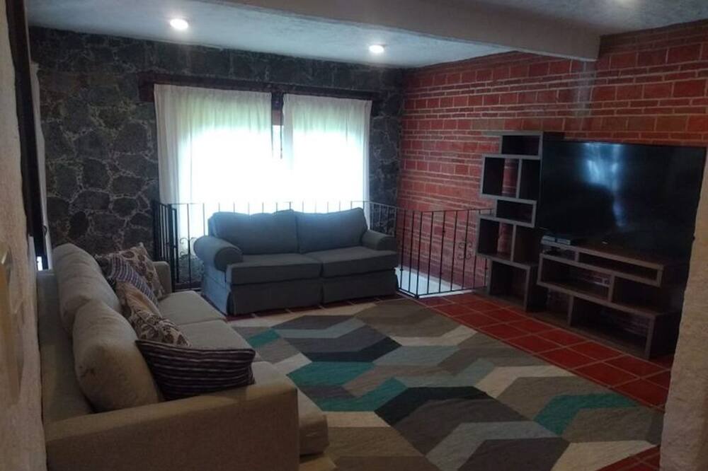 Photo of Livingroom in Tepoztlan