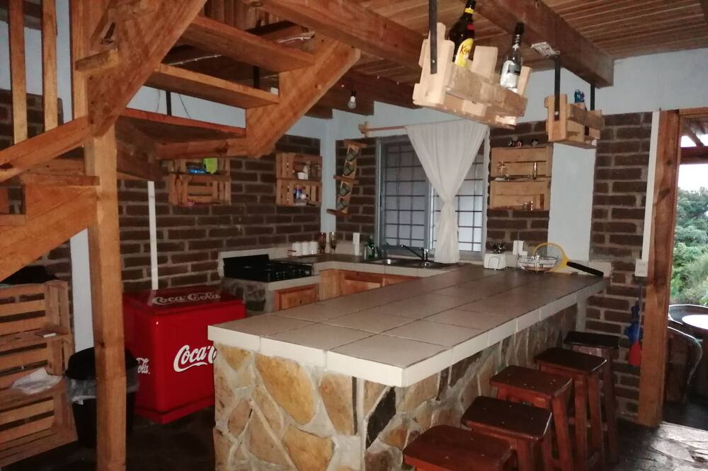 Photo of Kitchen in Marcos Castellanos