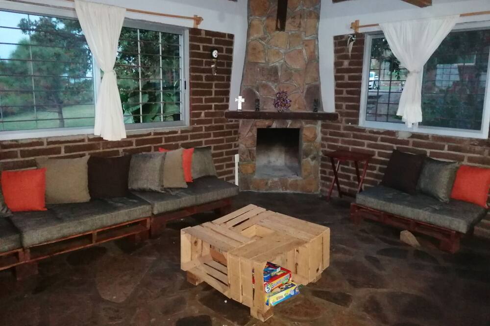 Photo of Livingroom in Marcos Castellanos