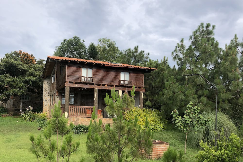 Photo of Outdoor in Marcos Castellanos