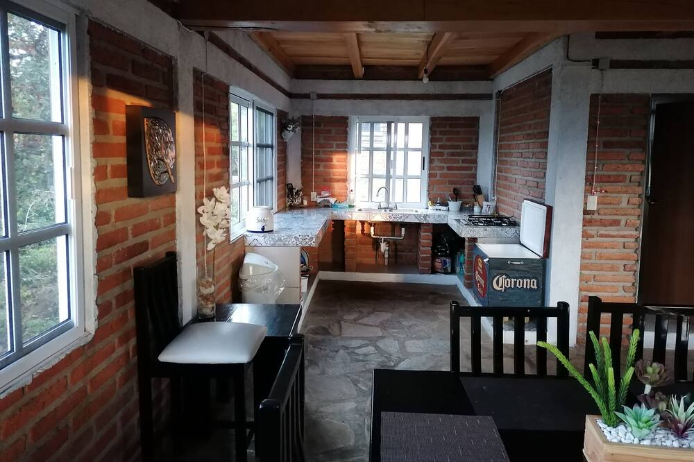 Photo of Kitchen in Marcos Castellanos