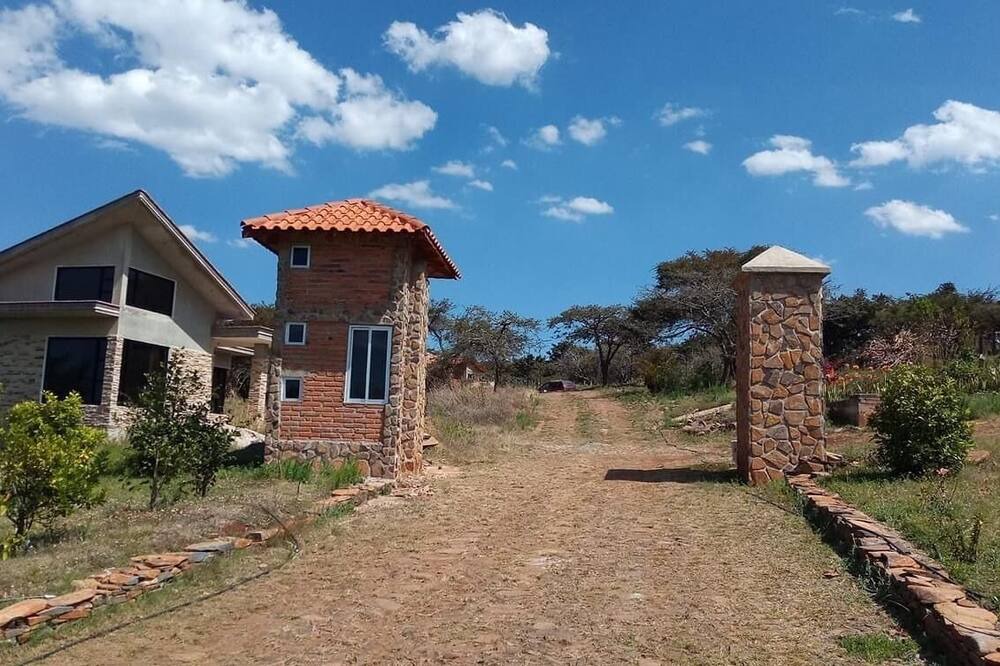 Photo of Outdoor in Marcos Castellanos