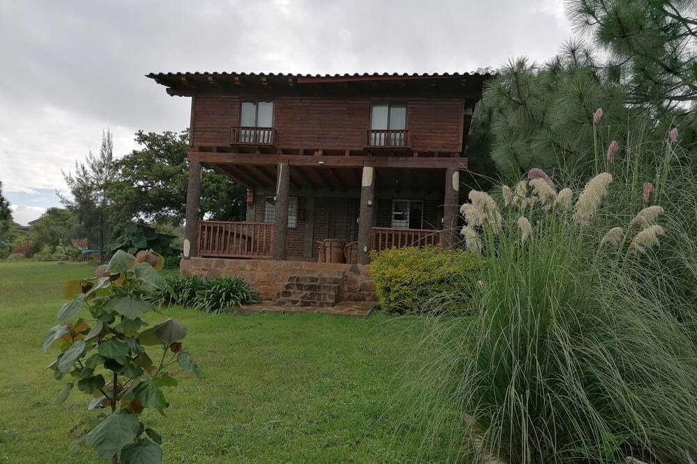 Photo of Outdoor in Marcos Castellanos