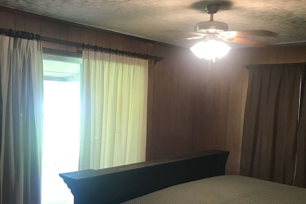 Photo of Bedroom in Hemphill