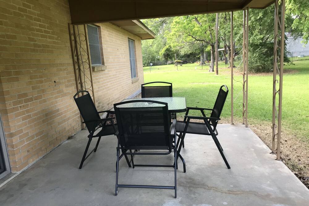 Photo of Outdoor in Hemphill