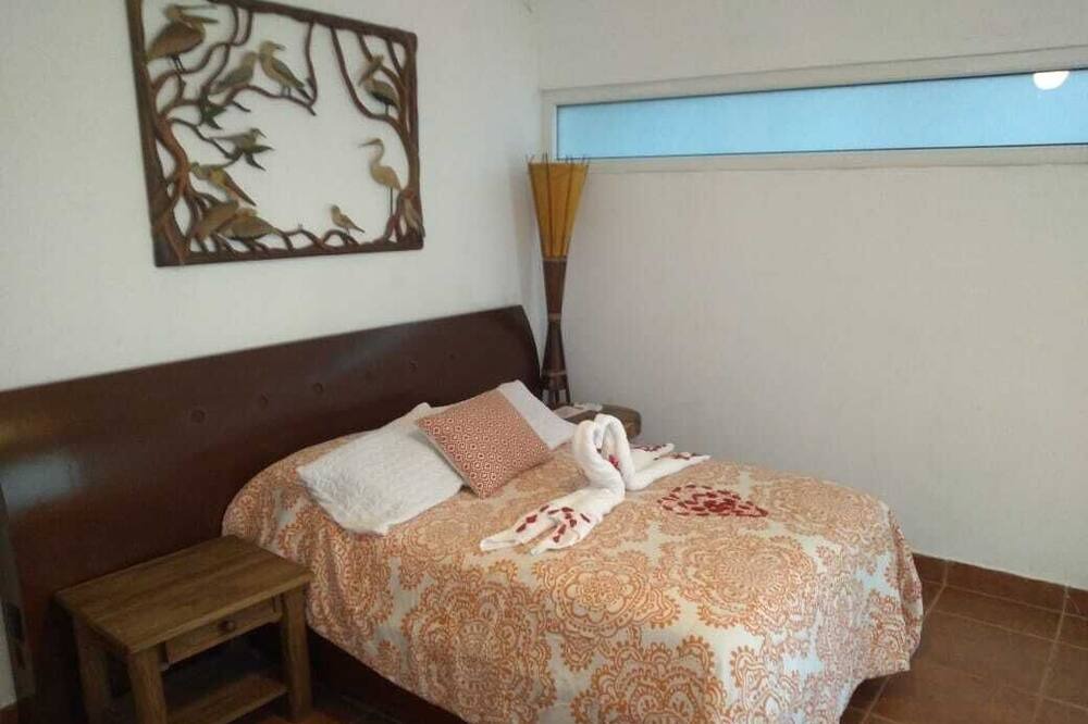 Photo of Bedroom in Rio Dulce