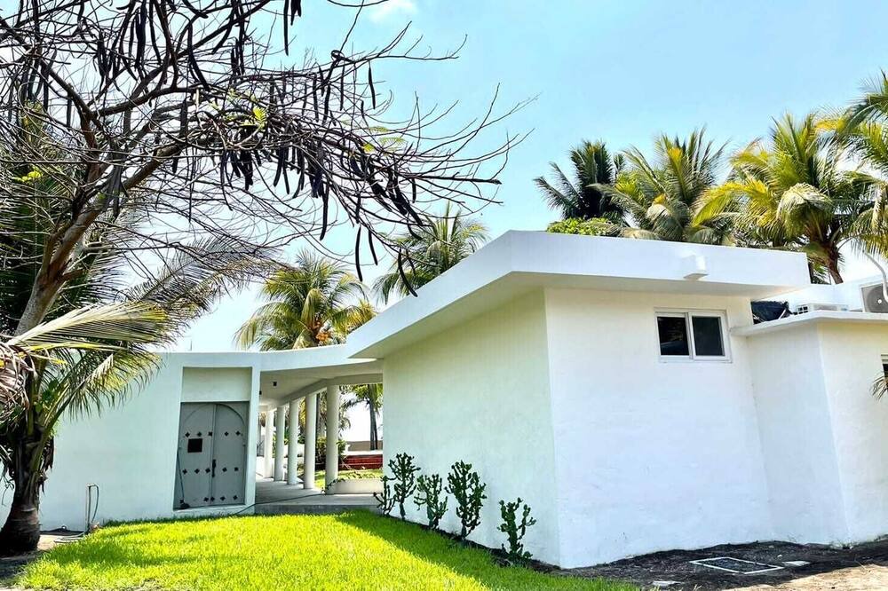 Photo of Outdoor in Monterrico