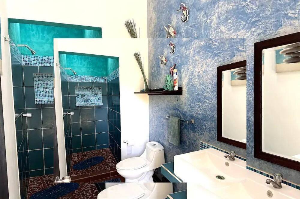 Photo of Bathroom in Puerto San Jose
