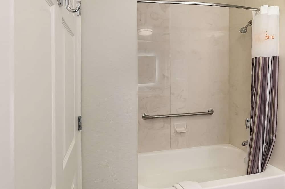 Photo of Bathroom in Arlington