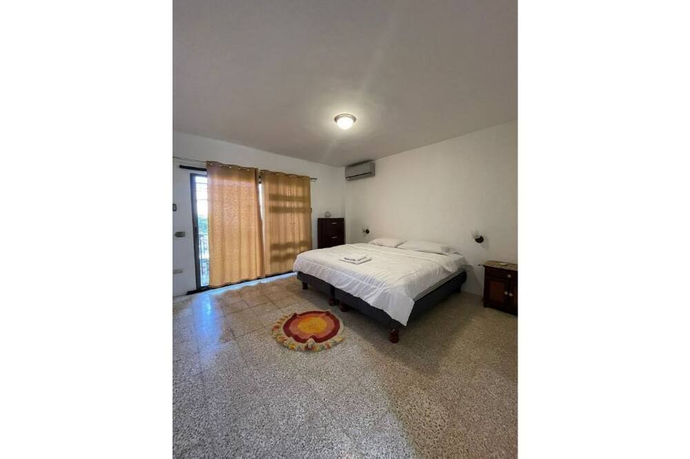 Photo of Bedroom in Zona 17