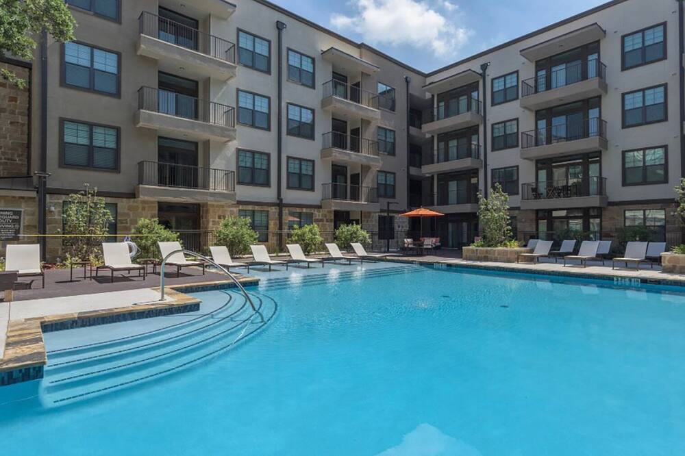 Photo of Outdoor in Gateway