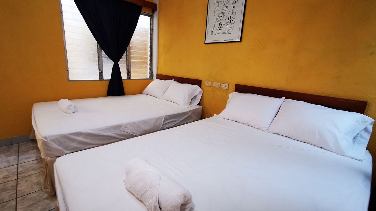 Photo of Bedroom in Flores